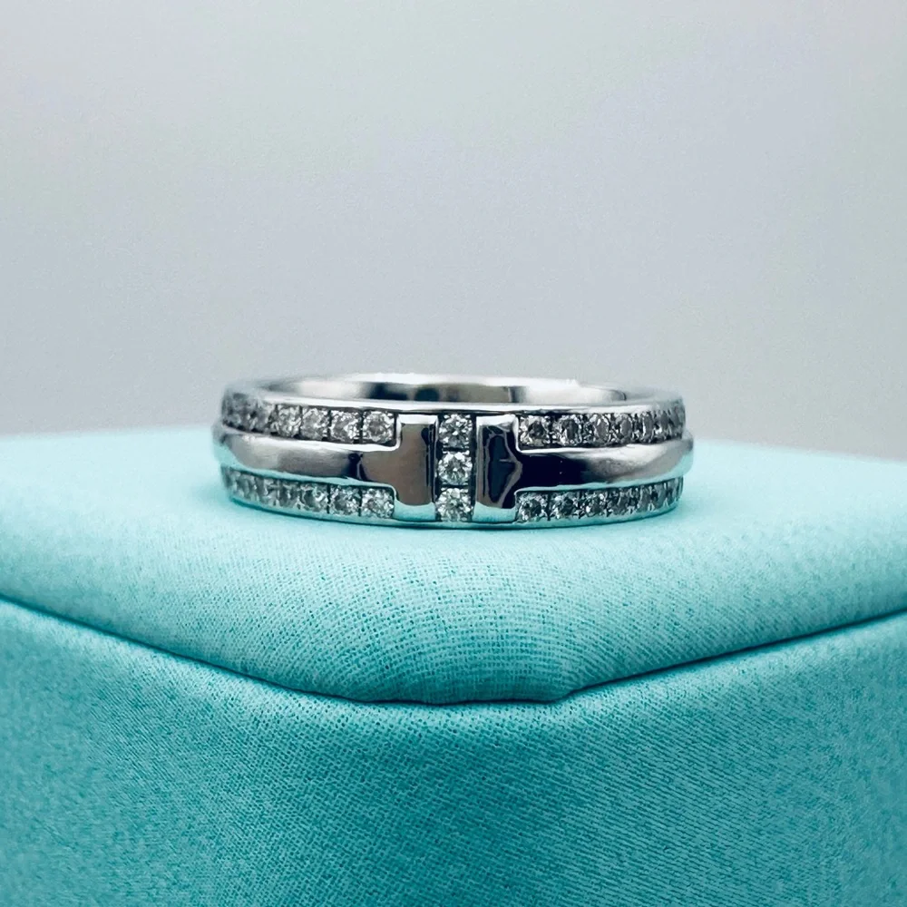 $7,800 Tiffany & Co. .43 CTW 18K White Gold T Narrow Pave Diamond Ring Packaging